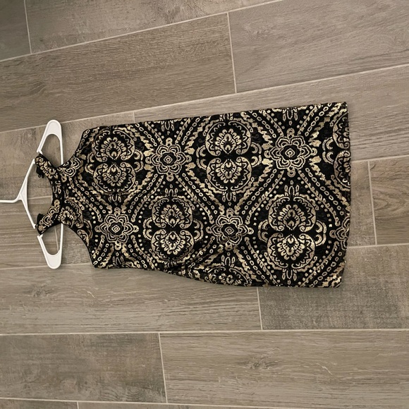 Gold sequin mini dress - Picture 2 of 3